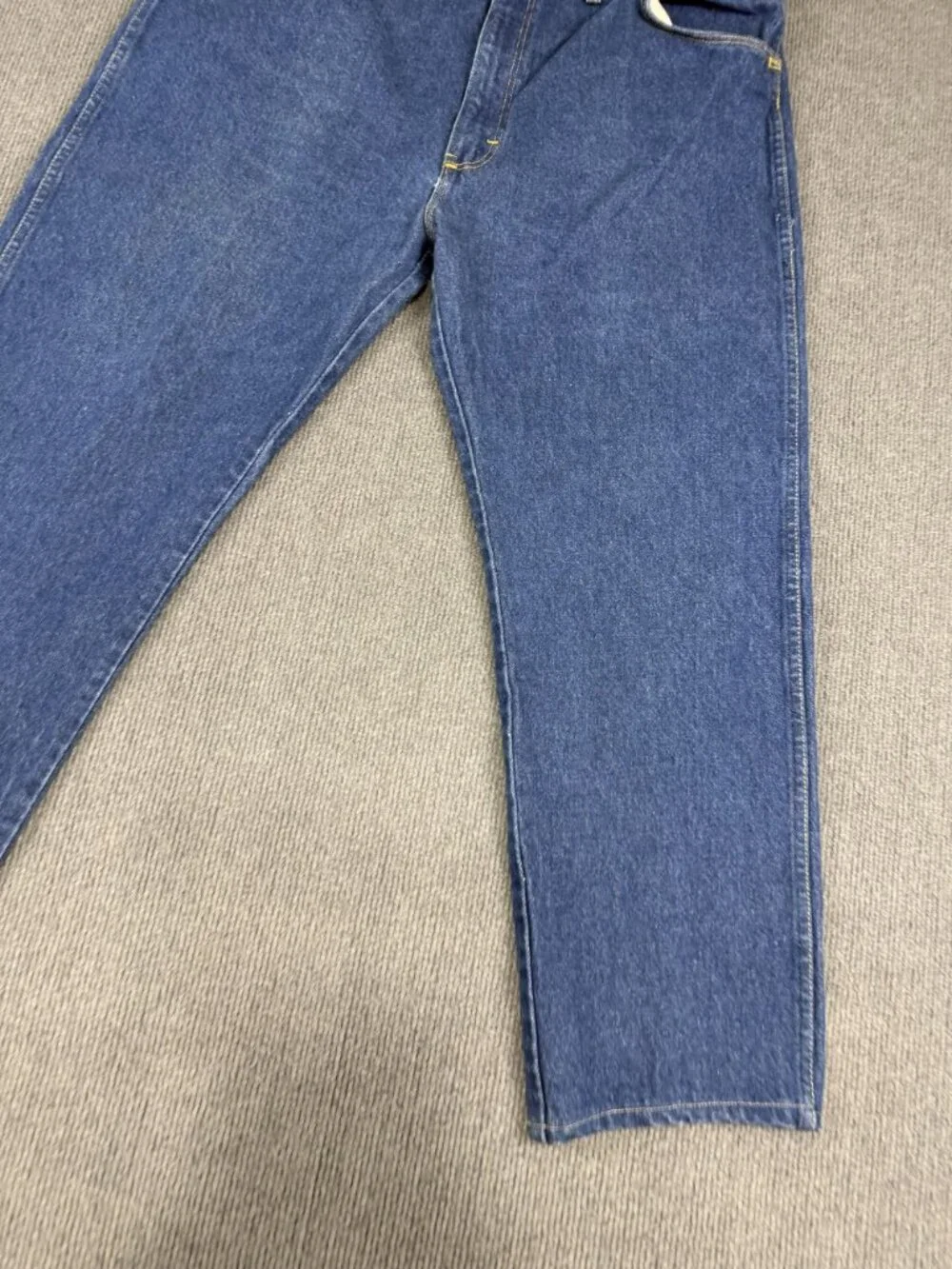 Wrangler Mens Blue Denim Relaxed Fit Jeans 99001SW Size 44x30